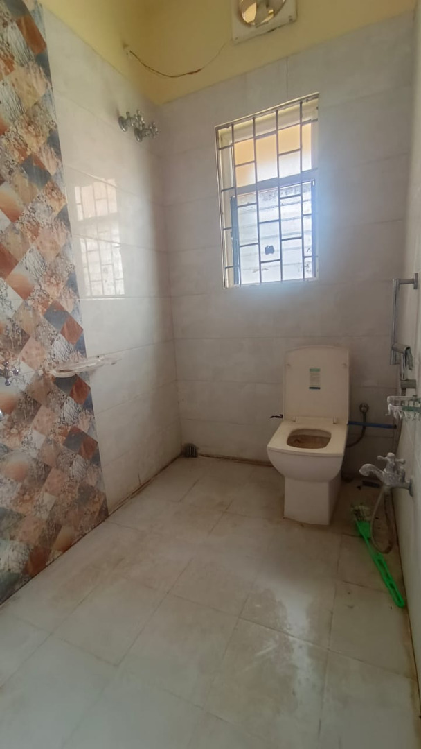 Unfurnished 3bhk in Beltola, Ajanta Path, Survey, Guwahati, Assam, India for Rent